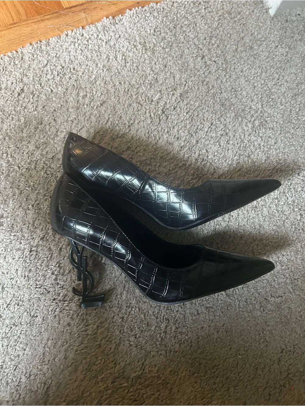 Saint Laurent Black Croc-Embossed Pointed Toe Pumps - Picture 4 of 4